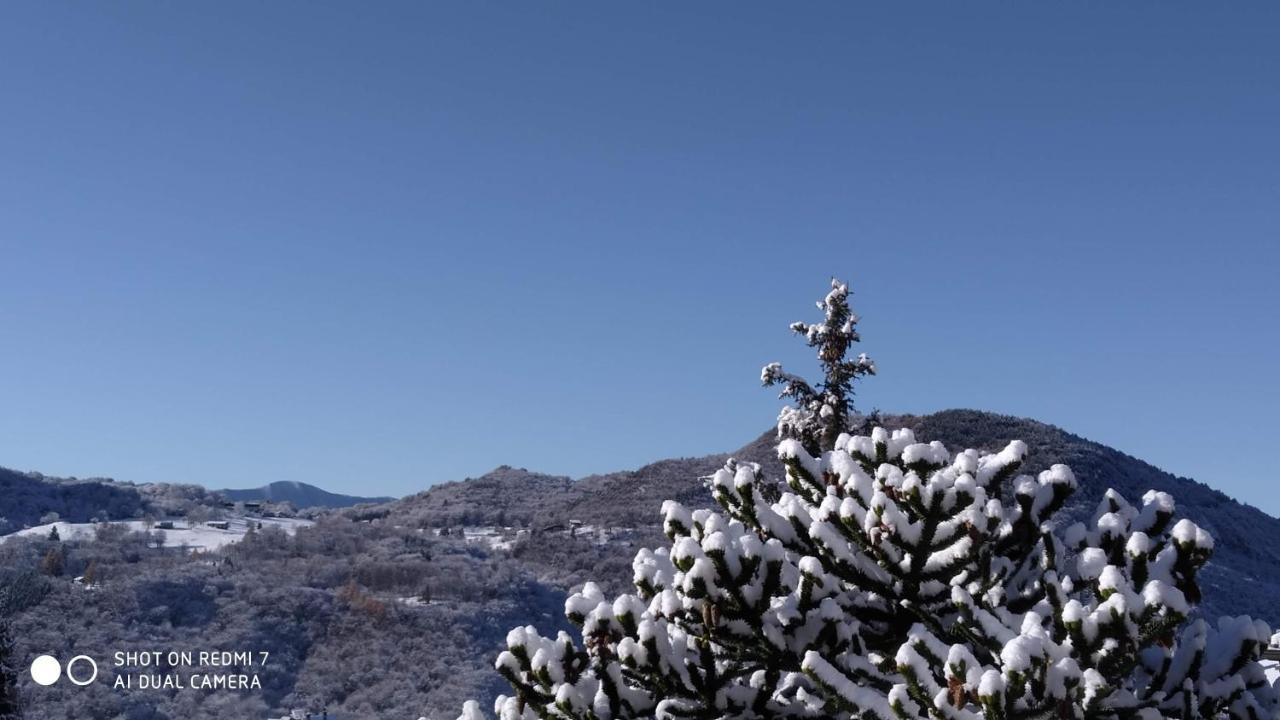 Il Giardino Di Cres Bed & Breakfast Esino Lario Luaran gambar